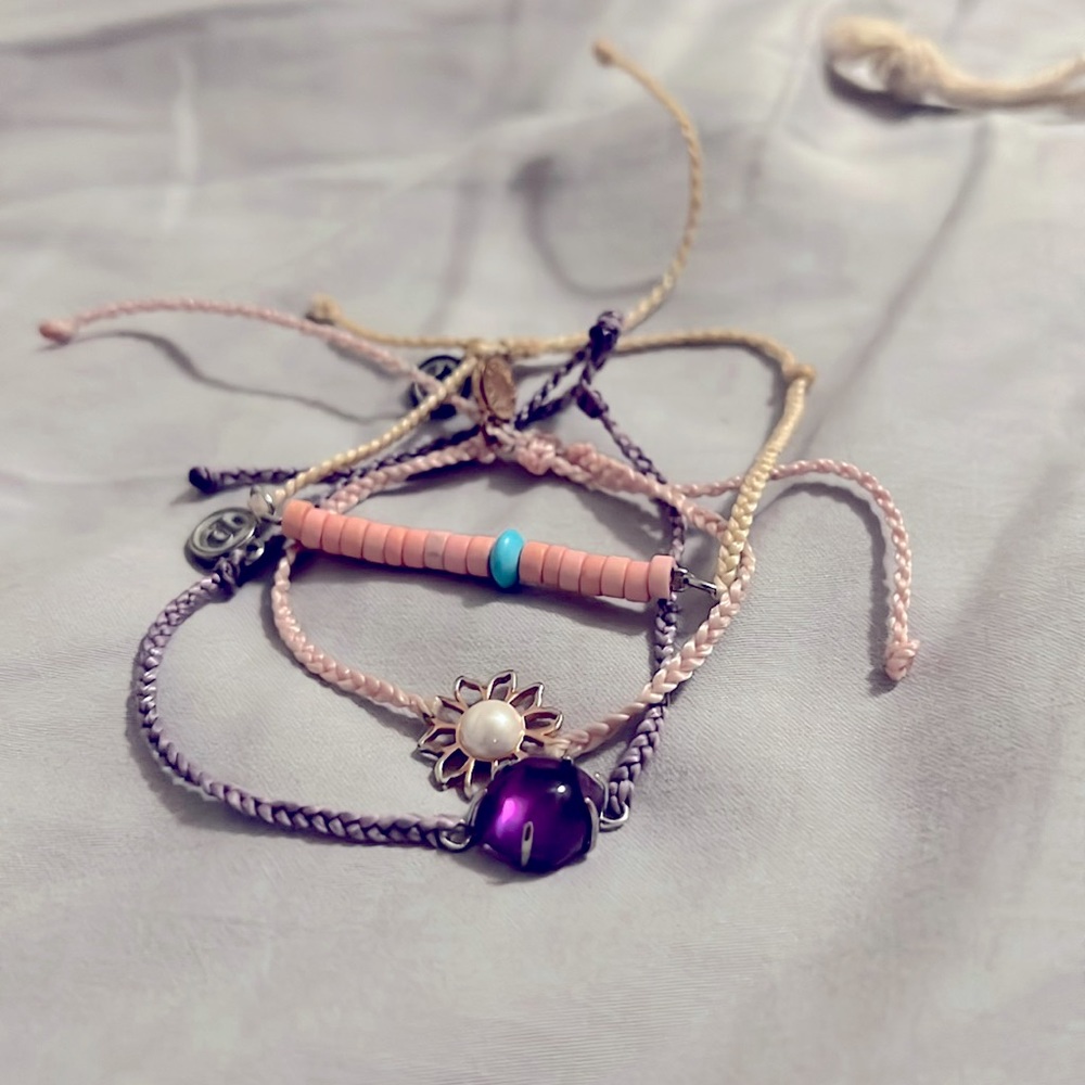 Pura Vida bracelets set of 3 - amethyst, magnolia charm, beads